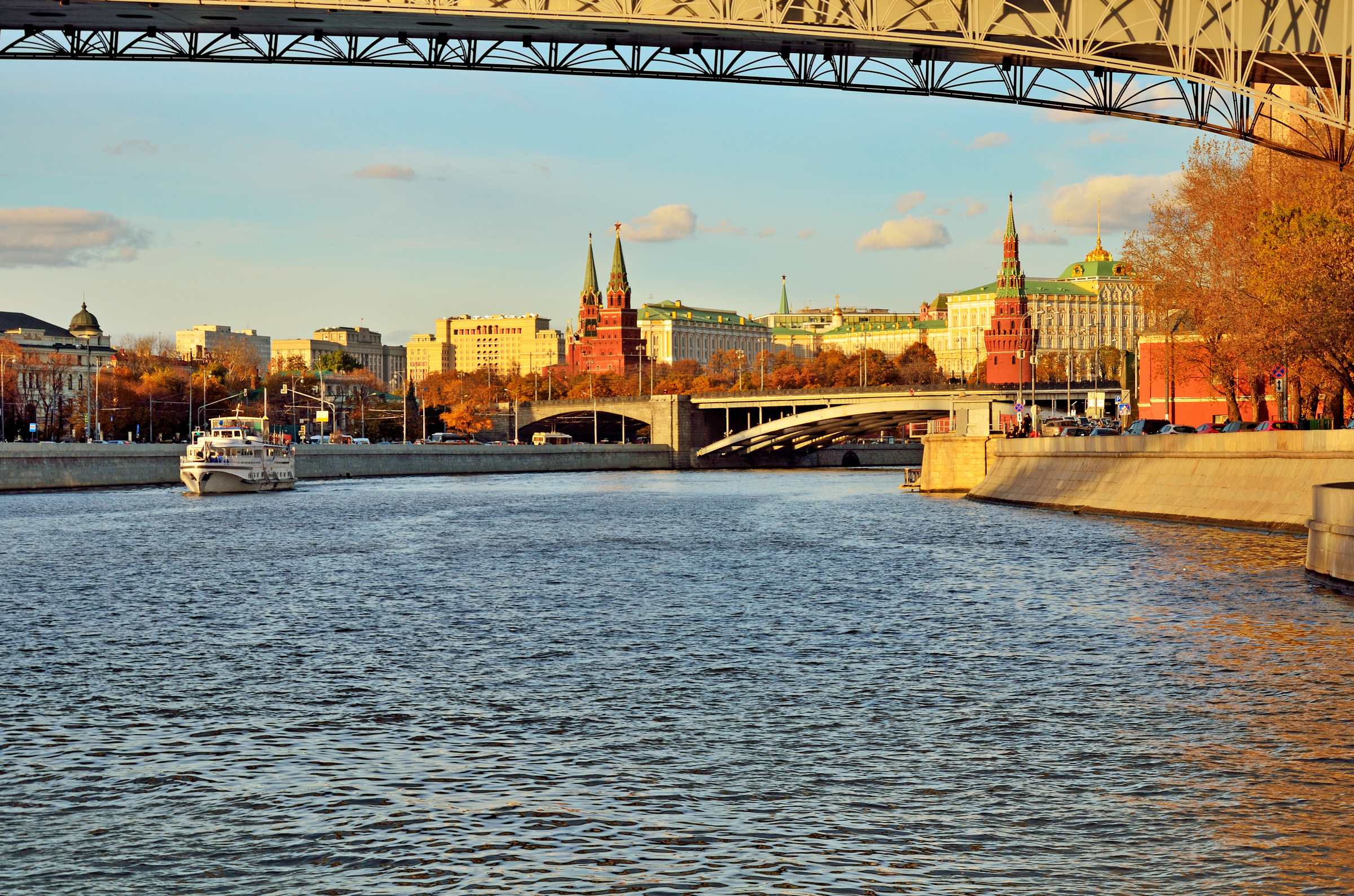 Большой каменный мост и Кремль