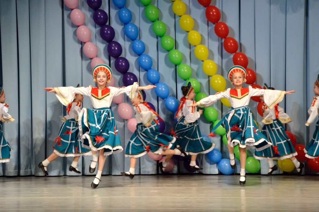 Отчётный концерт детского хореографического коллектива Солнцецвет. Матаня с припевками.