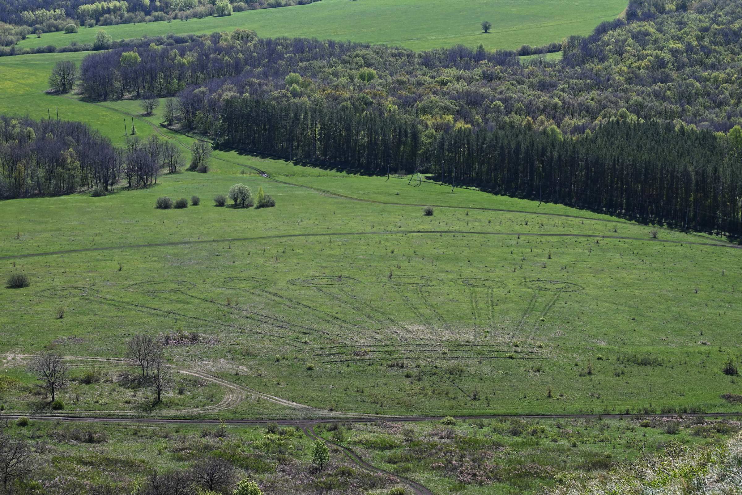 Башкирское Предуралье. Вид на поля со склона шихана Торатау.