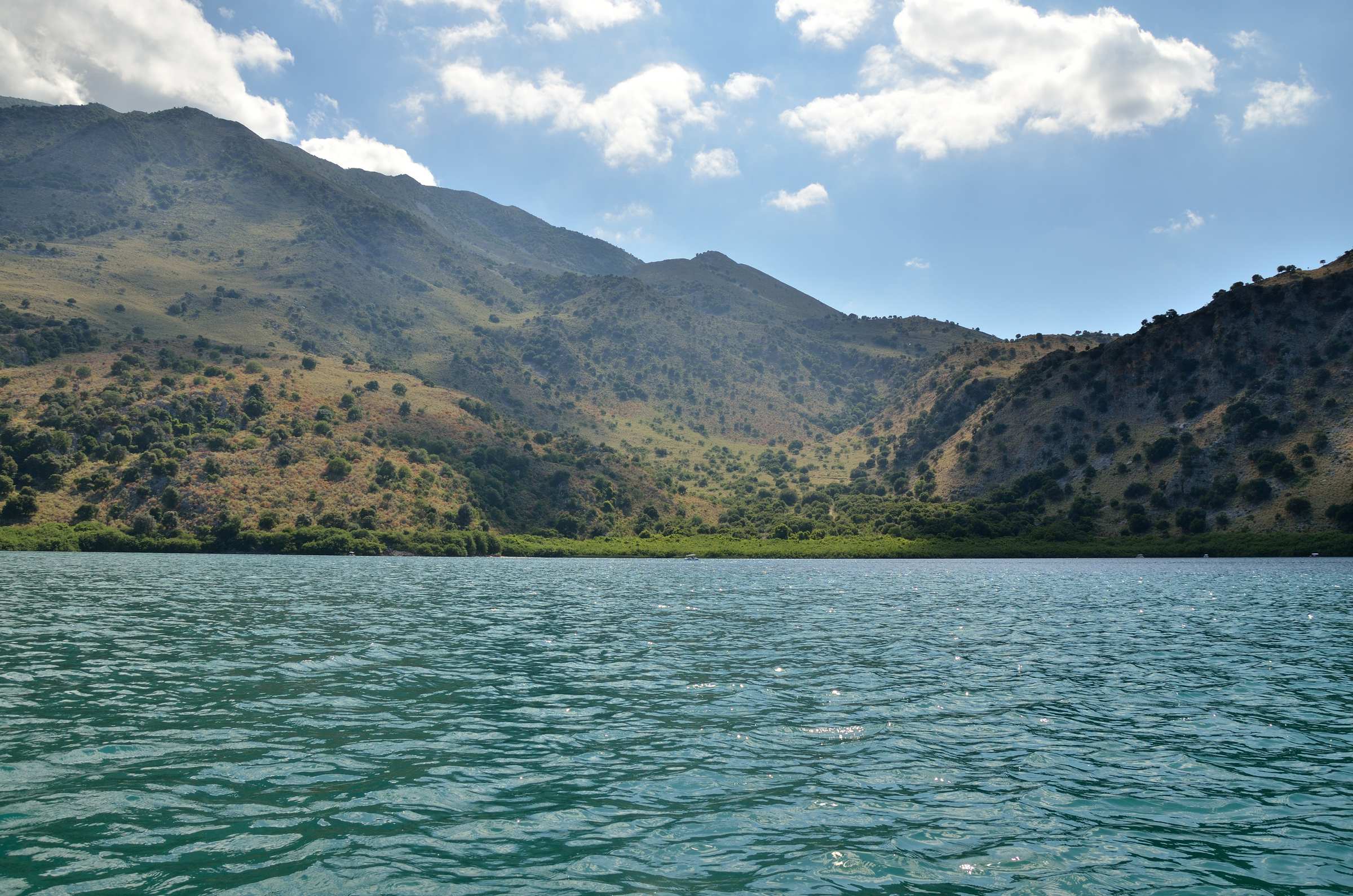 Озеро Курнас на Крите