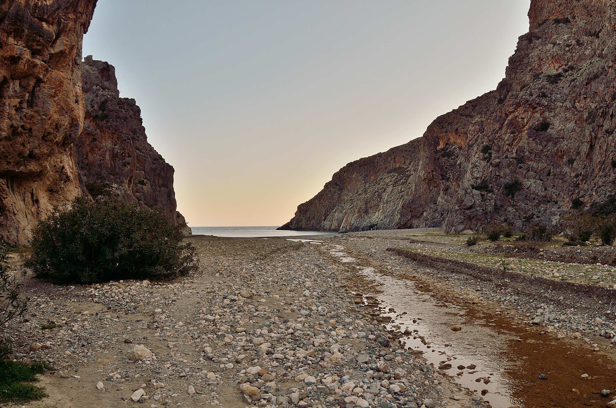 Ущелье Агиофараго, пляж