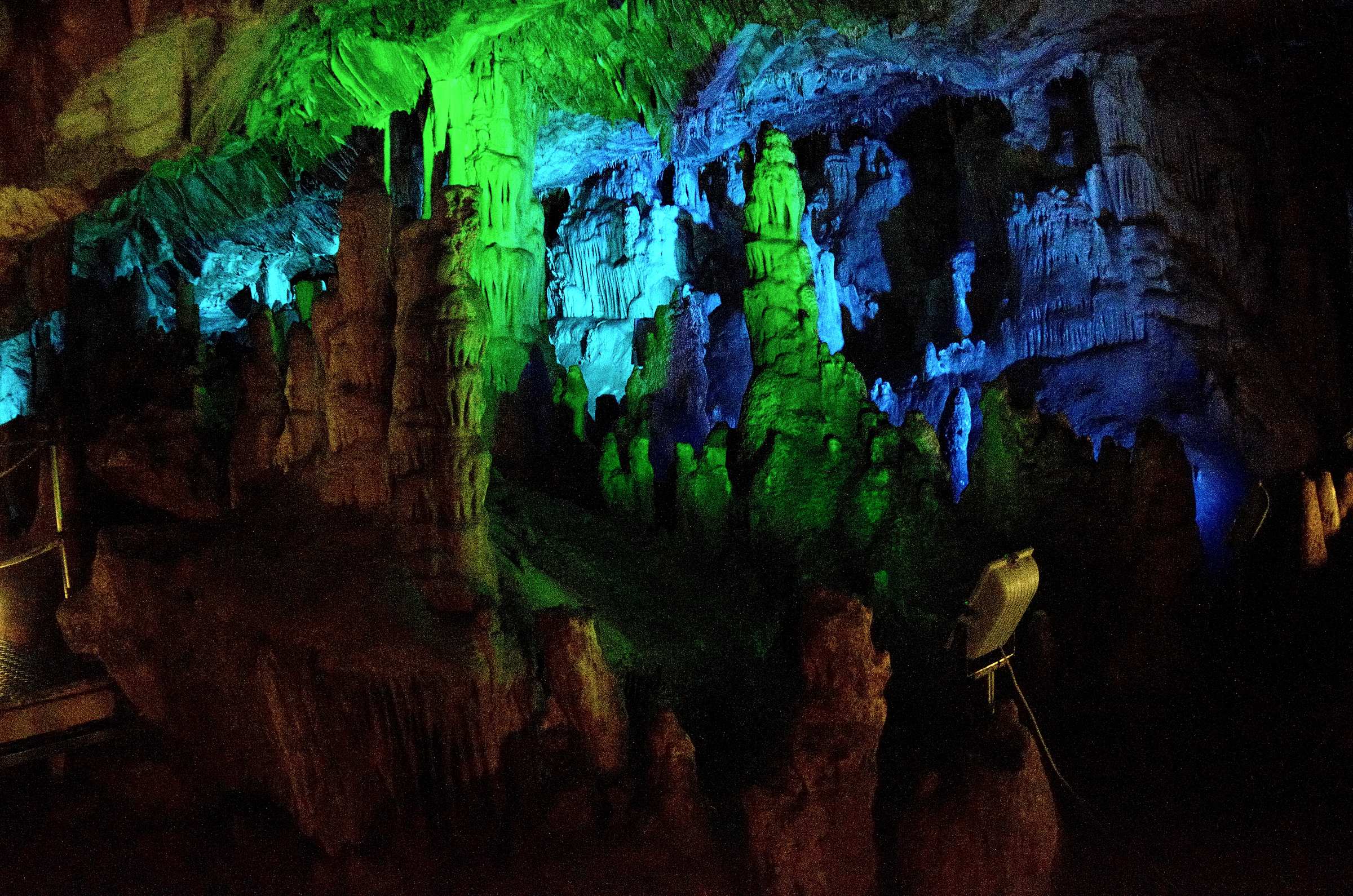 Пещера Сфендони