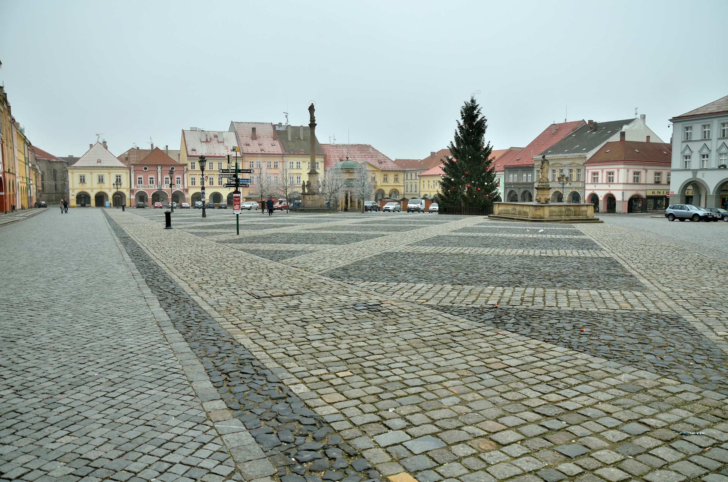 Вальдштейнская площадь в городе Йичин в Чешском рае