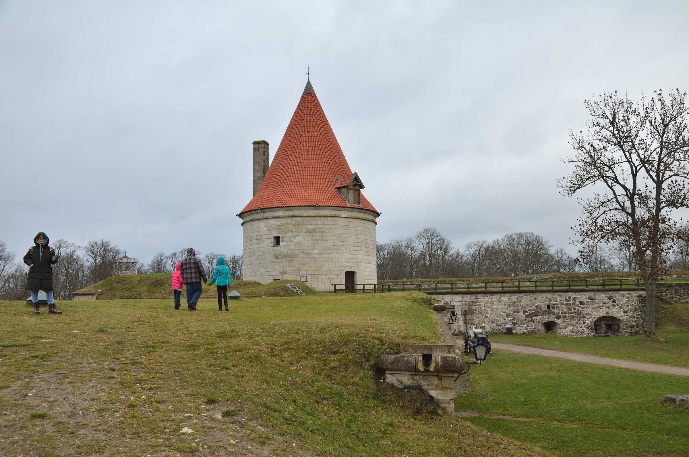 Оборонительная башня крепости Курессааре в Эстонии