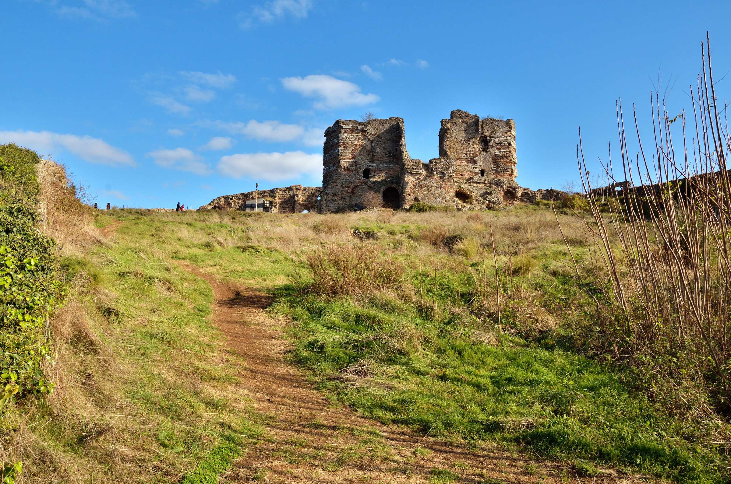 Крепость Йорос