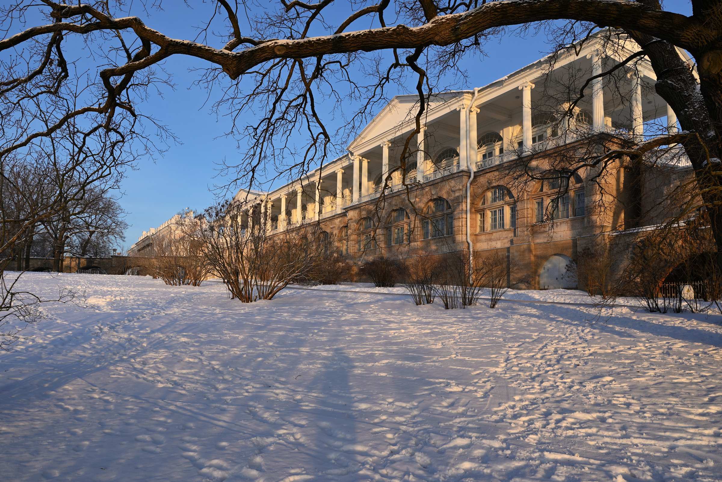 Екатерининский парк зимой. Камеронова галерея