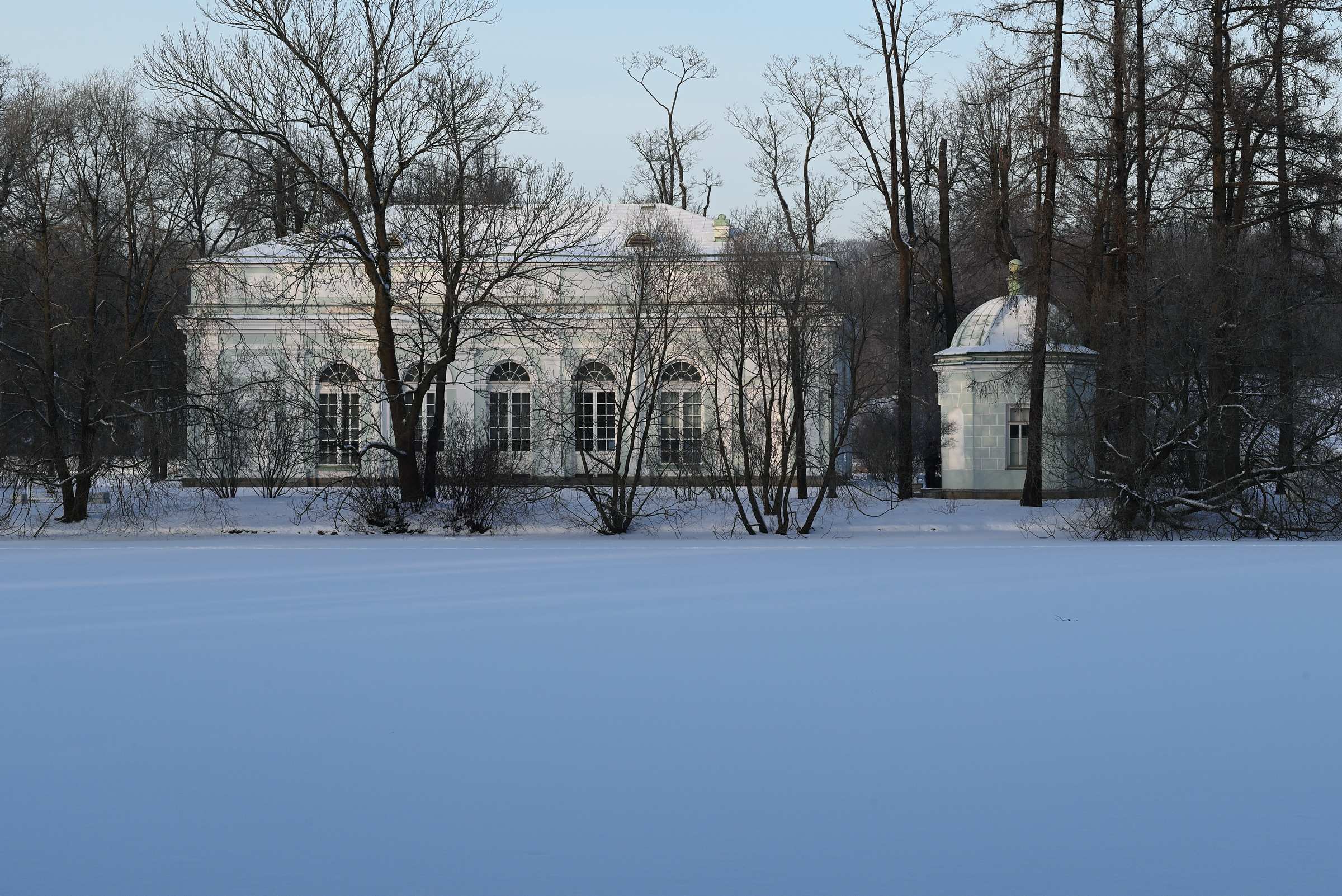 Екатерининский парк зимой. Павильон Зал на острову