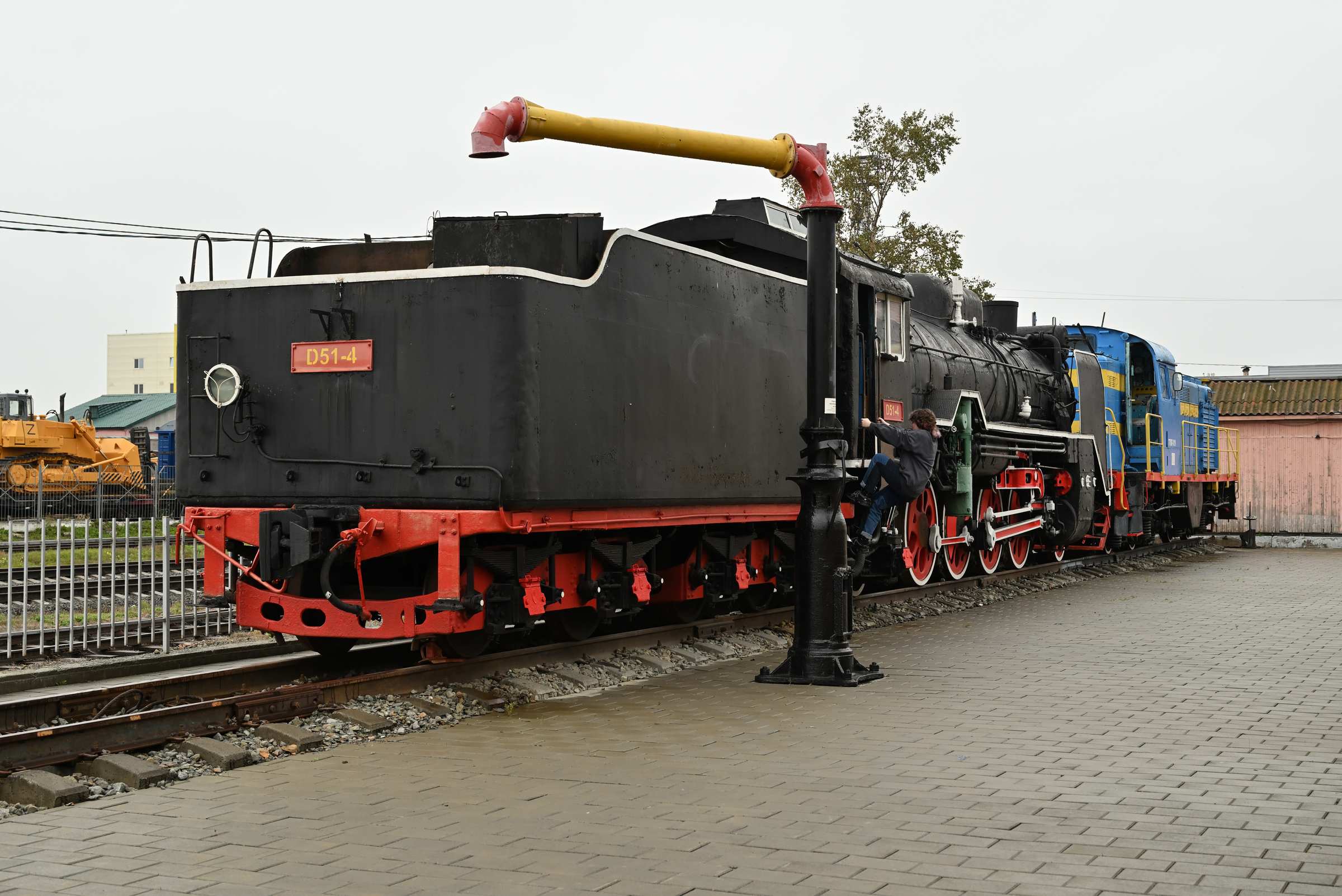 Японский паровоз D51-4 в музее Сахалинской железной дороги.