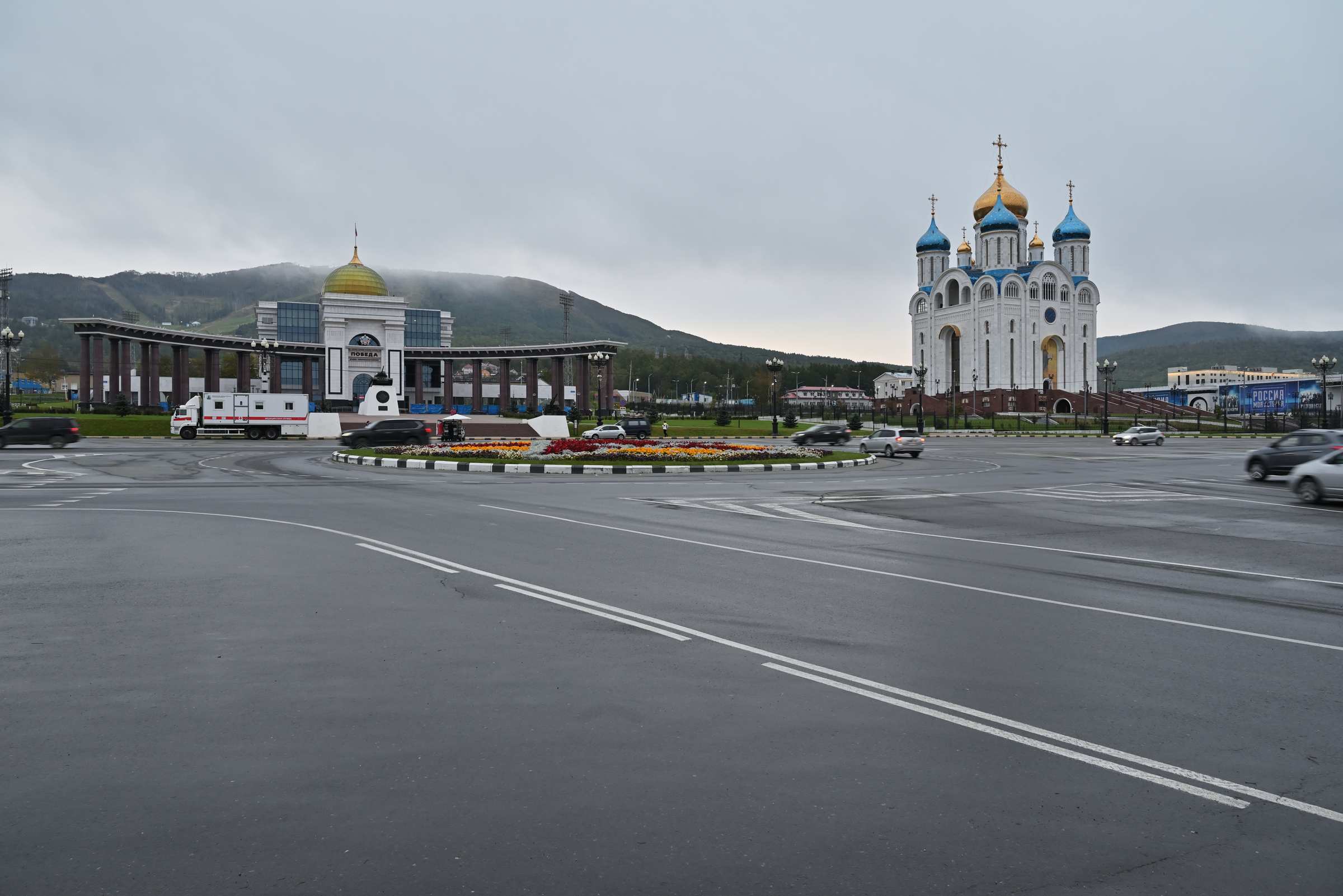 Площадь Победы в Южно-Сахалинске