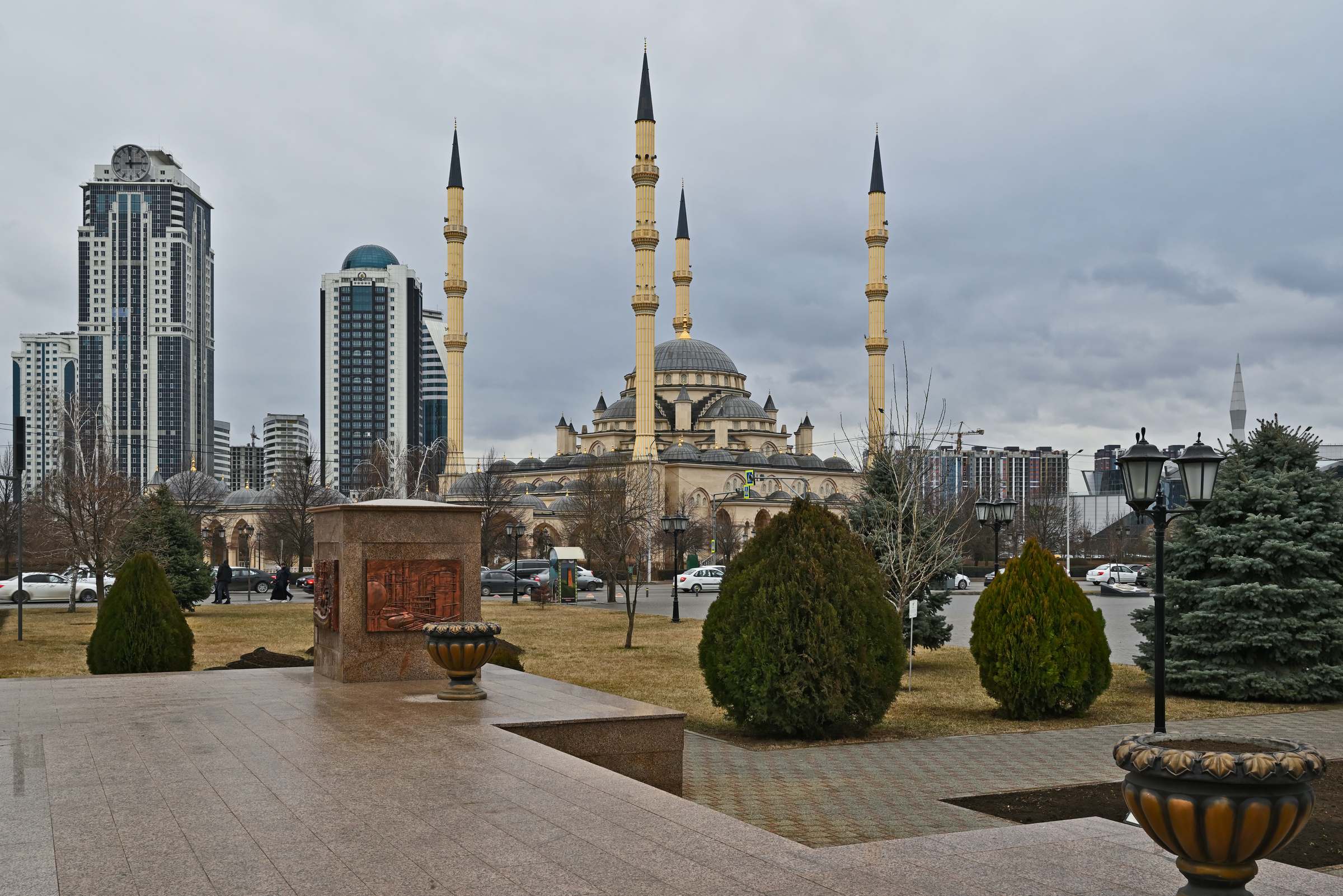 Мечеть «Сердце Чечни» и комплекс «Грозный-Сити»